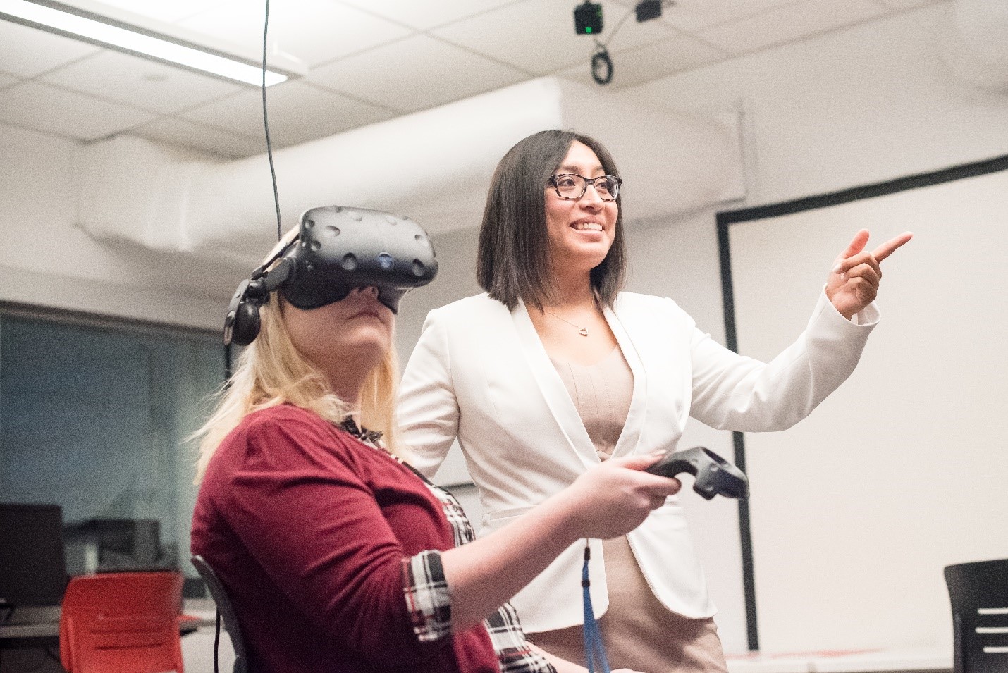 Hernandez and Fast co-authored a study to examine whether a VR positive psychological intervention called JovialityTM, would help hemodialisys patients during treatment.